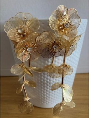 Zara Gold cascading flower chandelier earrings